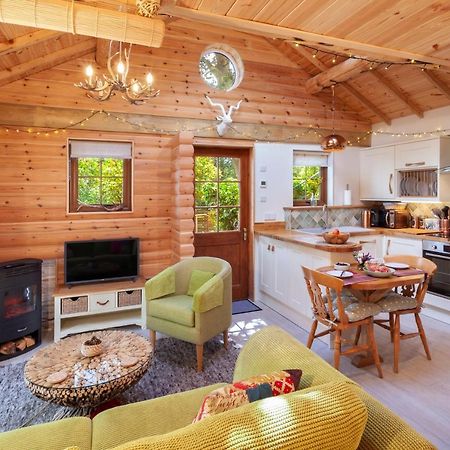 Porthole Log Cabin Minehead Exterior photo