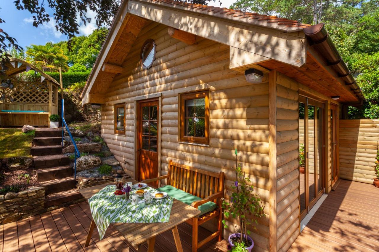 Porthole Log Cabin Minehead Exterior photo